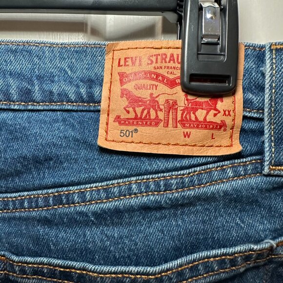 Levi's 501 medium wash - Picture 3 of 8